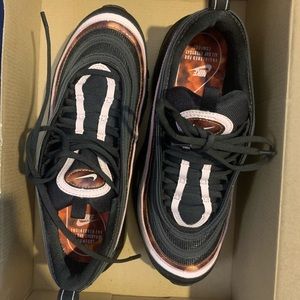 Black Air Max 97s